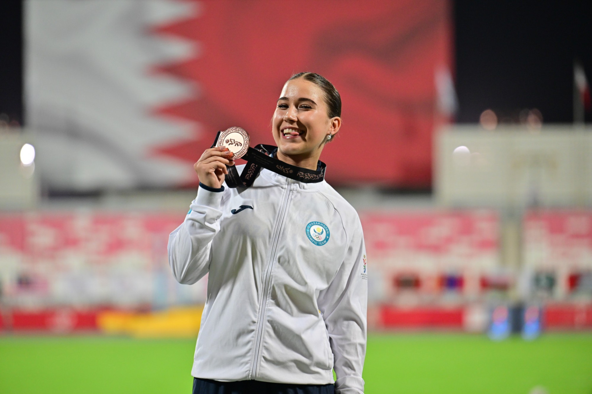 Порно пикап Польша Әйелдің простата безінің порнографиялық массажы